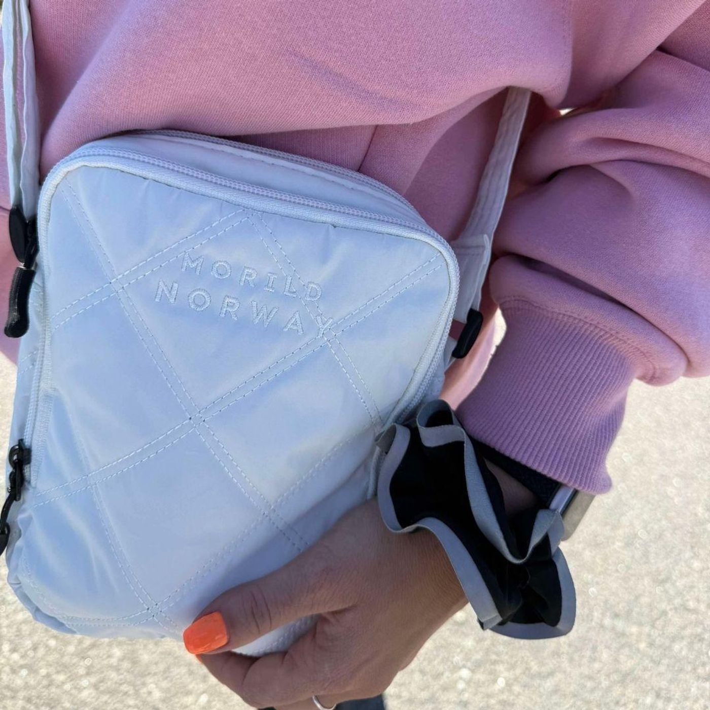 Morild Se Meg Quilt Zip Bag med refleks, hvit - Outlet