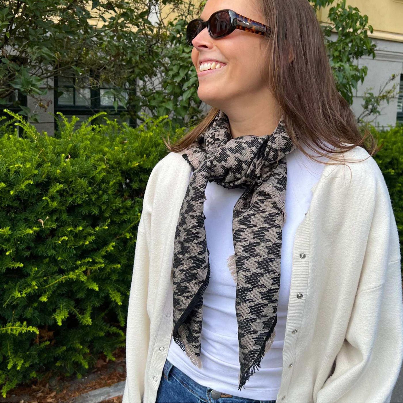 Morild Bris skjerf med refleks, sort oliven/sand