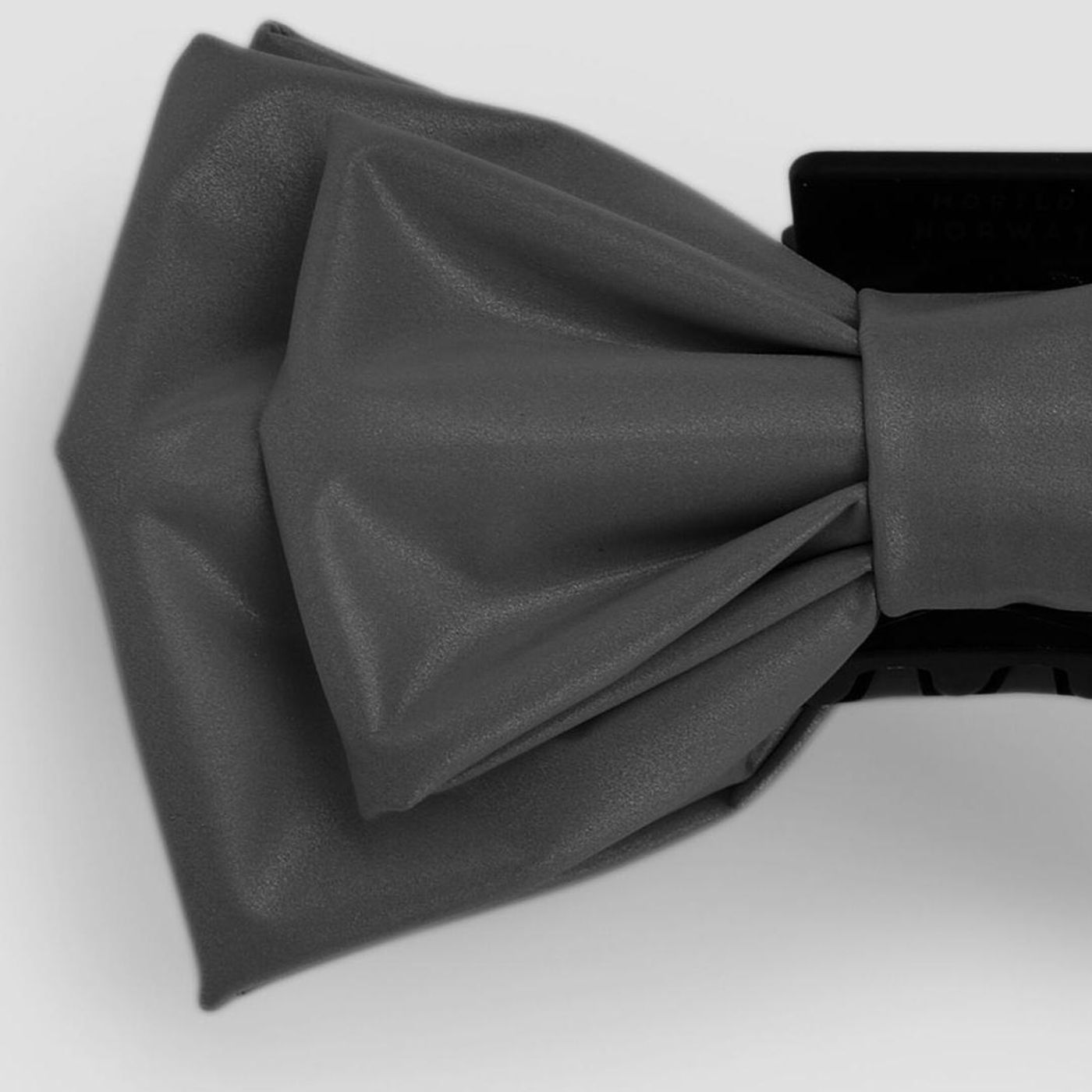 Morild Hårklype med stor sløyfe og refleks, sort